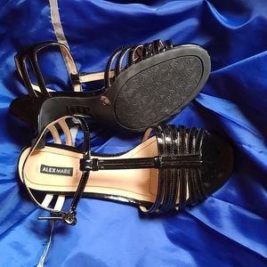 NWOT  Black Alex Marie Patent Open Toe Strappy Heels